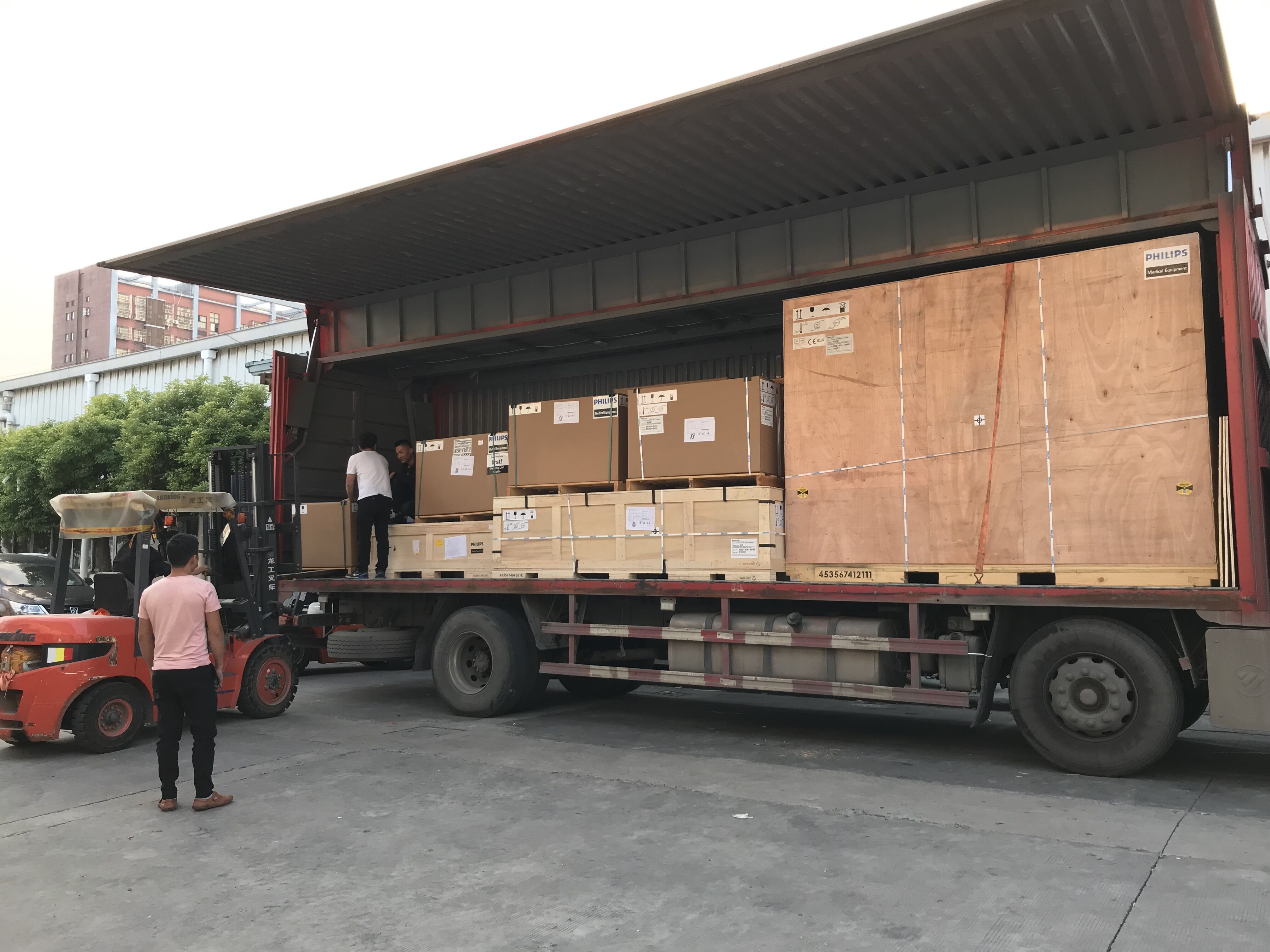 MACHINERY & EQUIPMENT MOVING